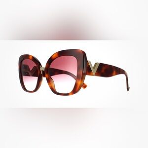 Valentino sun glasses